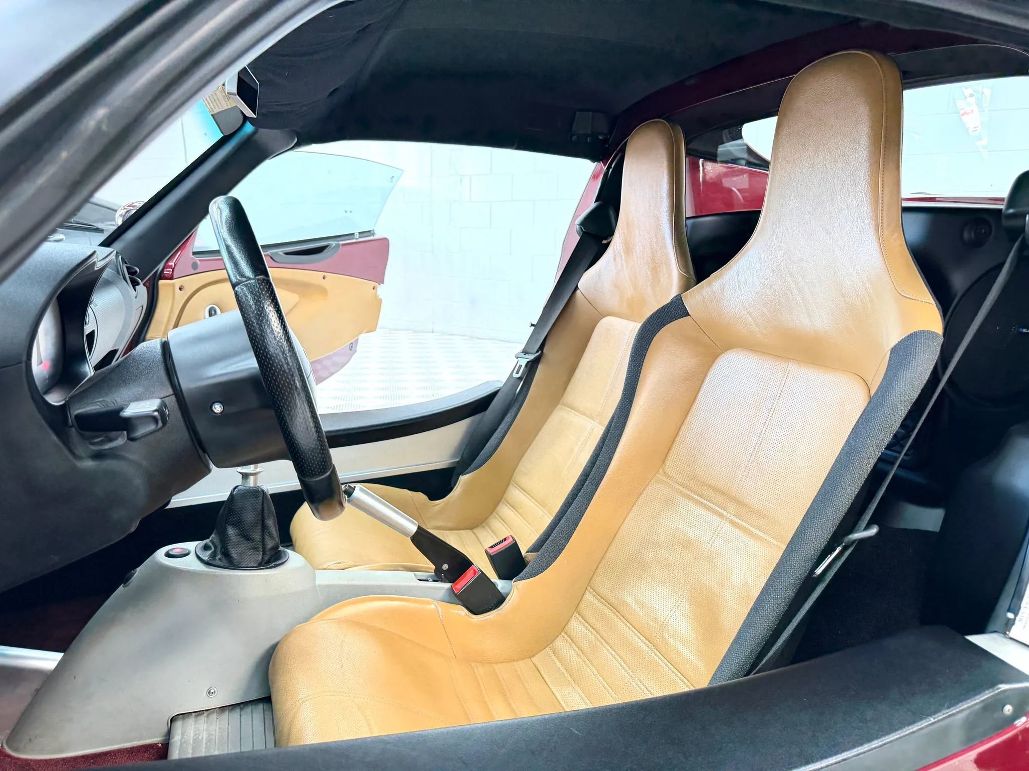 Used 2005 Lotus Elise image 4