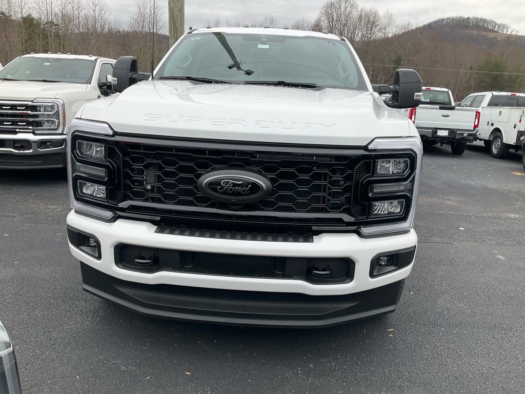 New 2026 Ford F250 Lariat w/ Black Appearance Package image 2