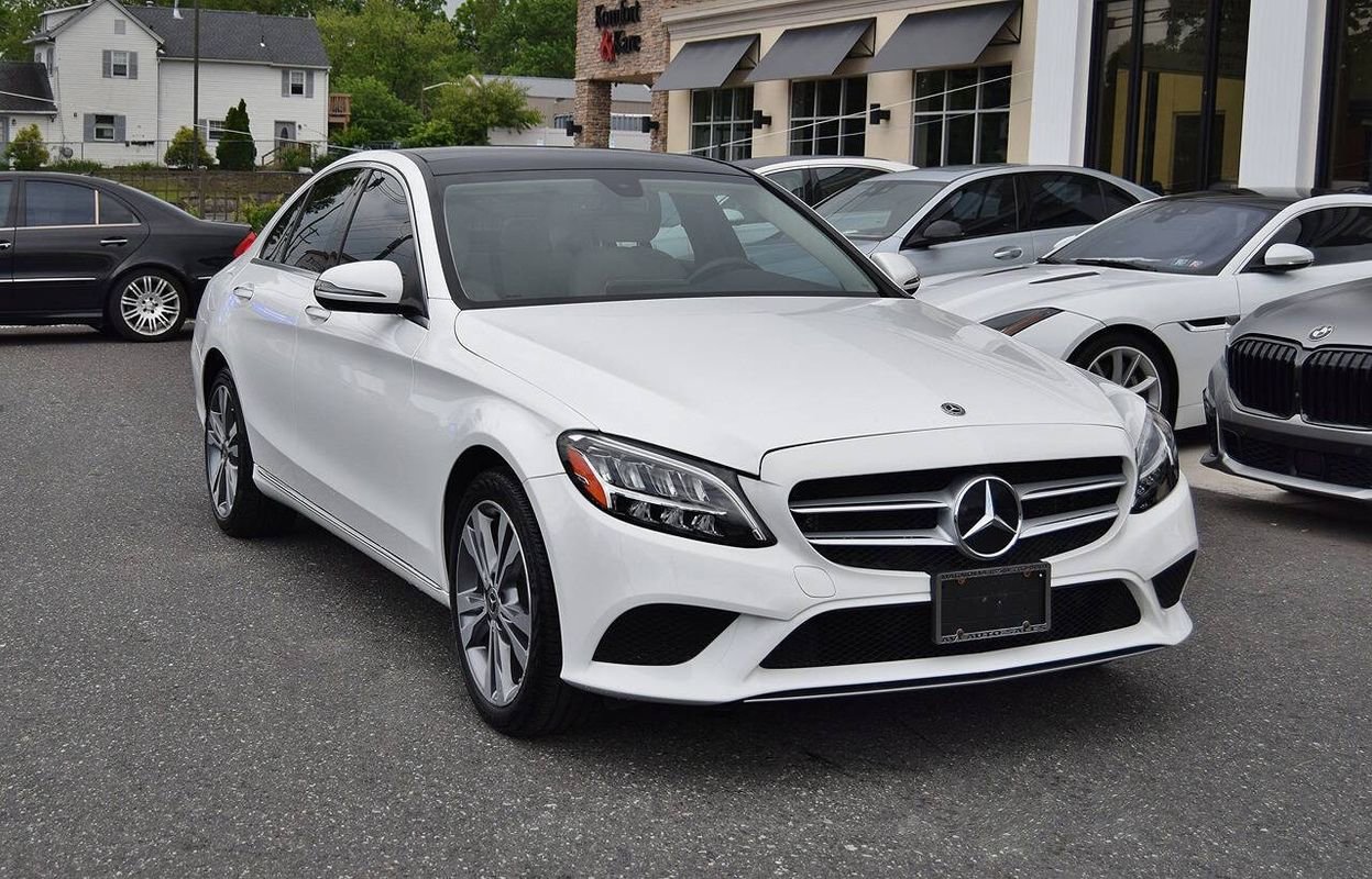Used 2021 Mercedes-Benz C 300 4MATIC Sedan w/ Premium Package image 8