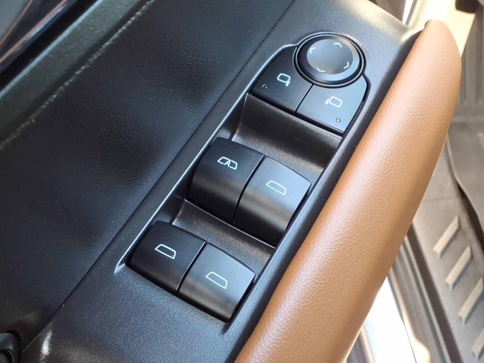 Used 2024 GMC Canyon AT4 w/ AT4 Premium Package AWD/4WD image 22