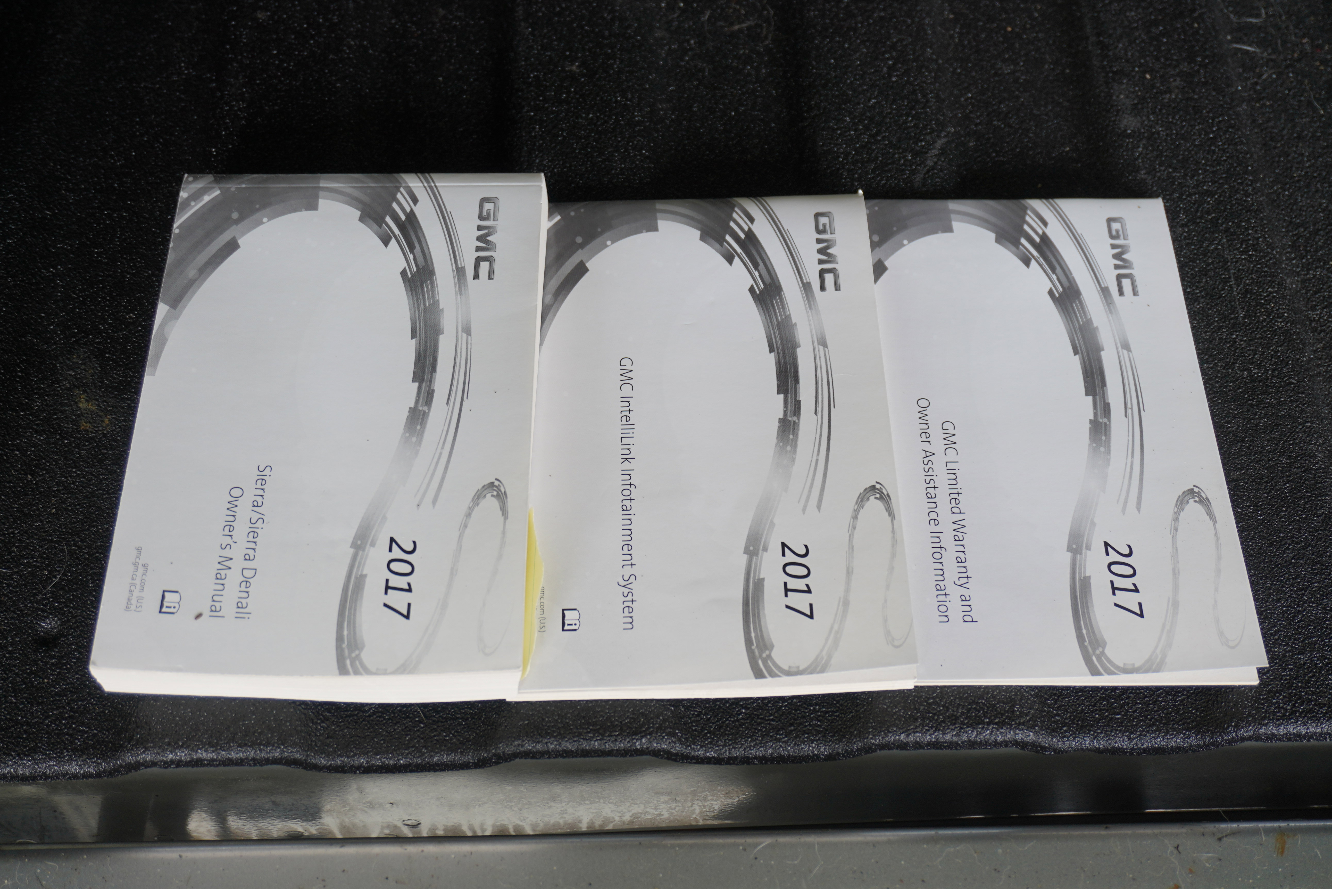 Used 2017 GMC Sierra 1500 SLT AWD/4WD image 25