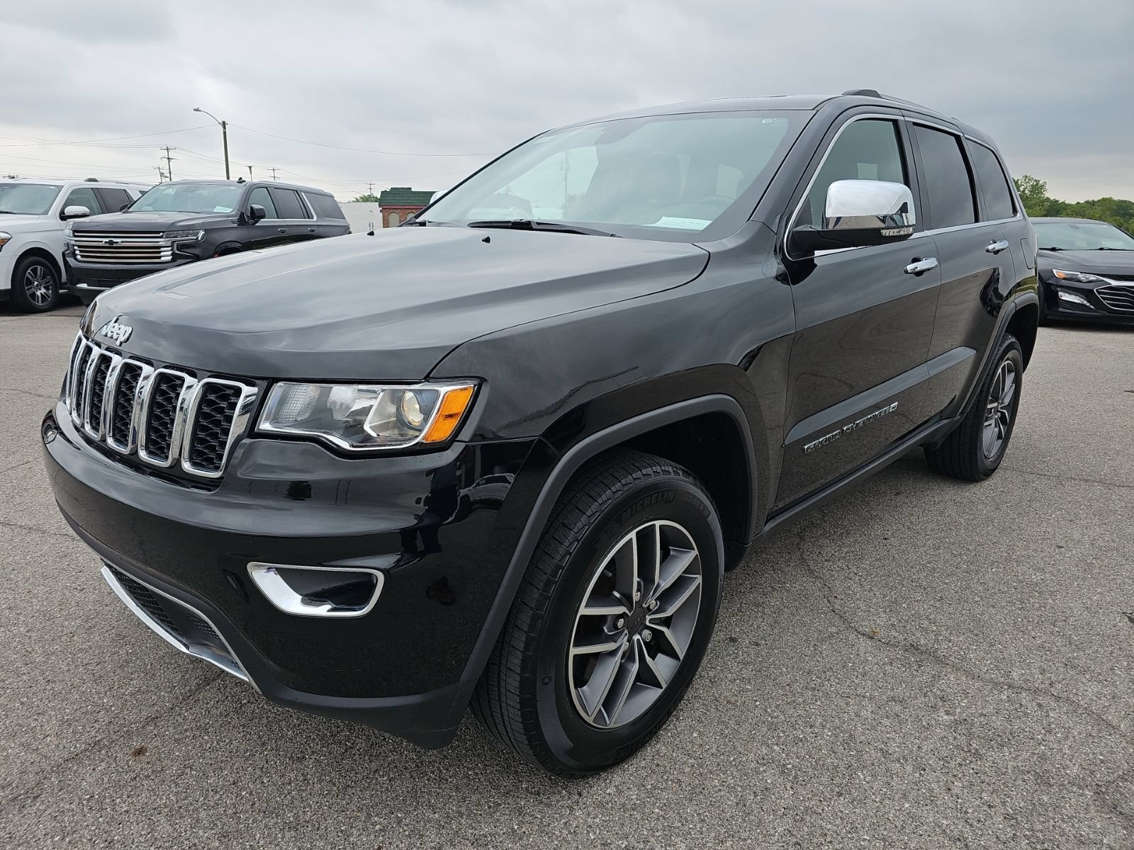 Used 2022 Jeep Grand Cherokee Limited AWD/4WD image 3