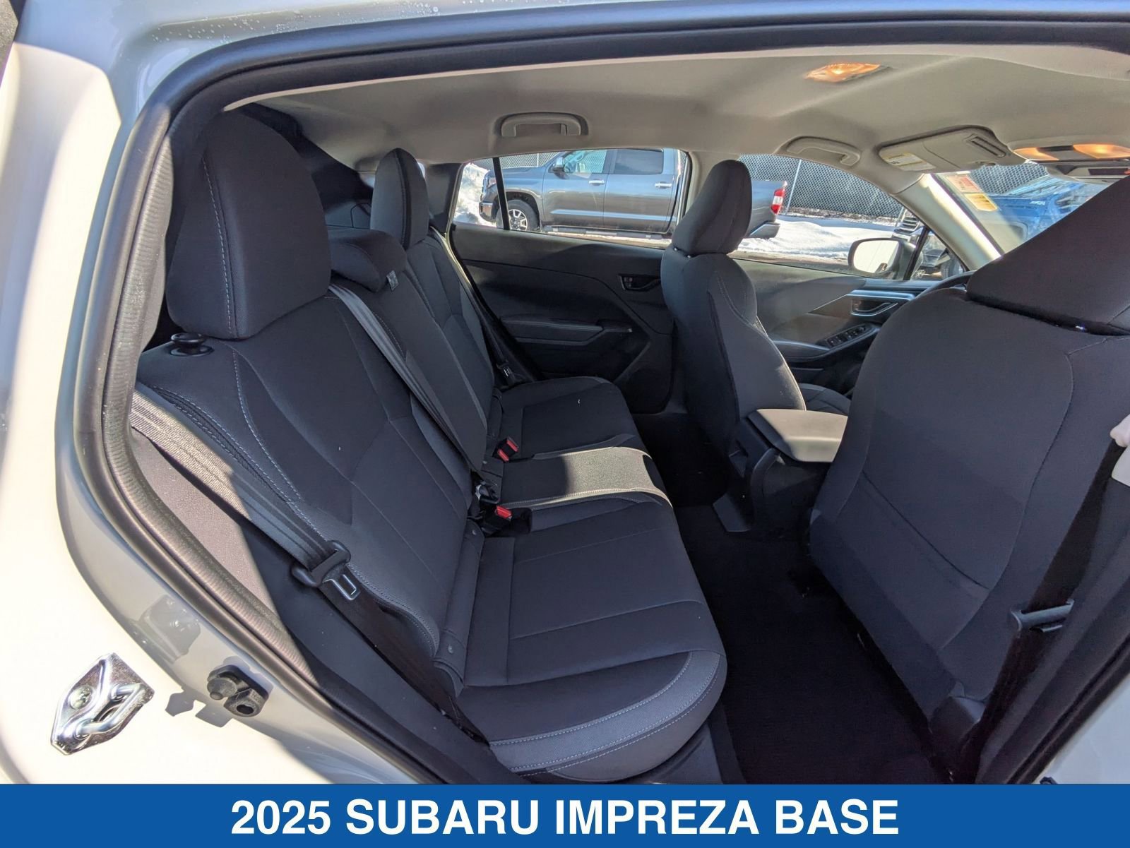 Certified 2025 Subaru Impreza 2.0i image 33