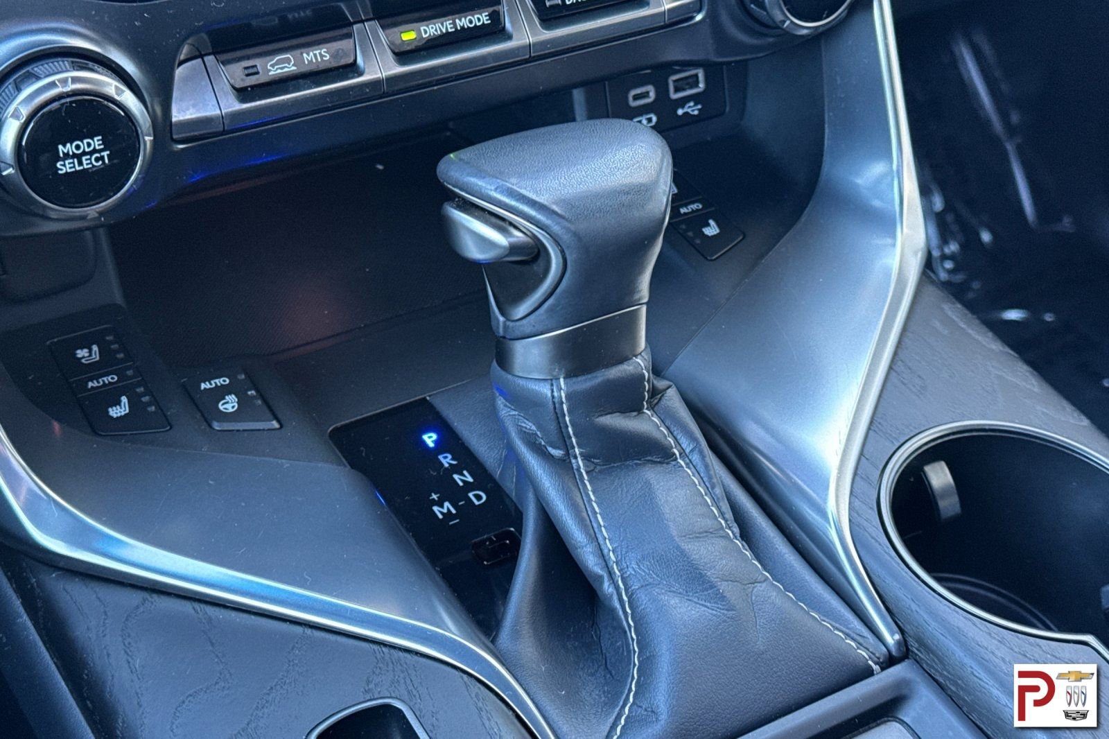 Used 2023 Lexus LX 600 4WD w/ Interior Upgrade Package image 28