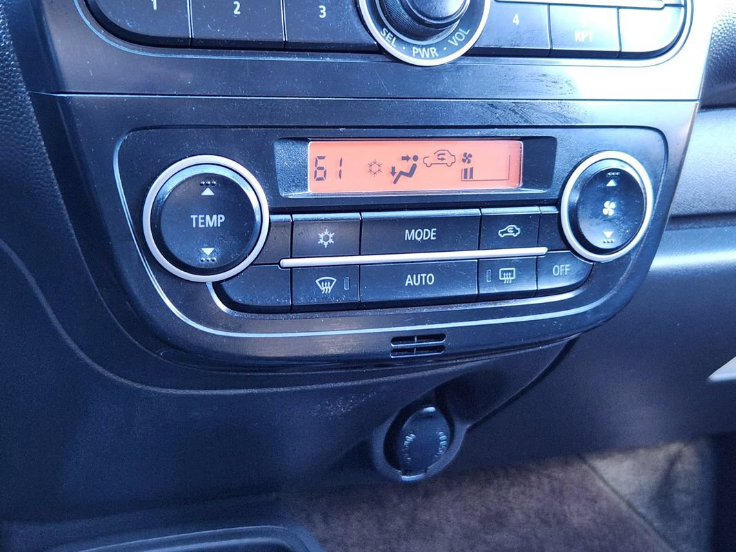 Used 2014 Mitsubishi Mirage DE FWD image 21