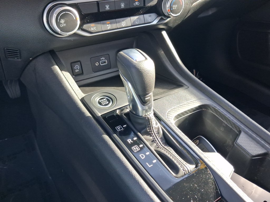 Certified 2024 Nissan Sentra S FWD image 19