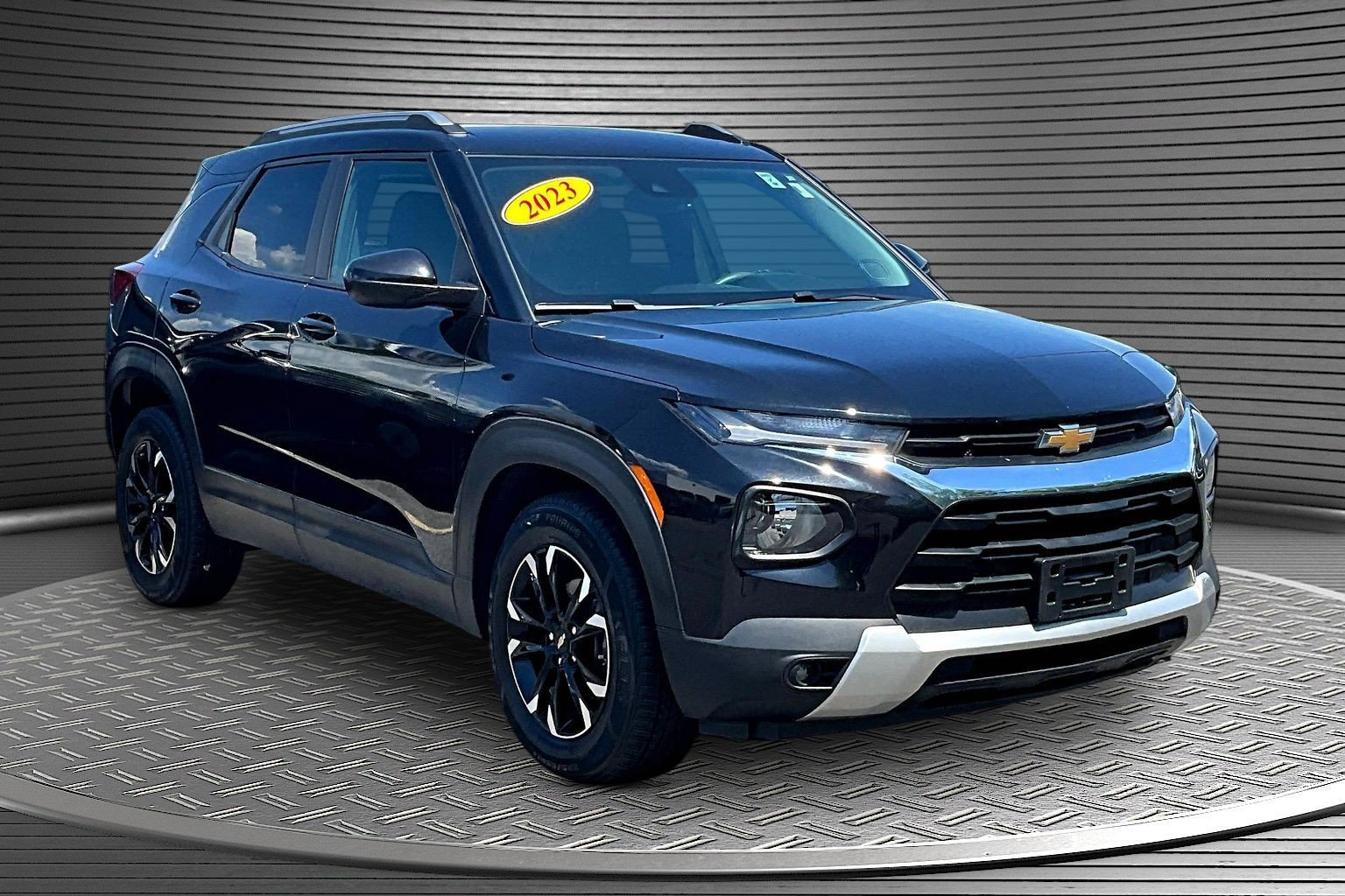 Used 2023 Chevrolet TrailBlazer LT w/ Convenience Package