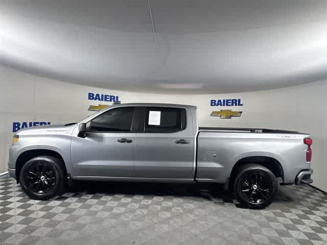 Used 2023 Chevrolet Silverado 1500 Custom AWD/4WD image 2