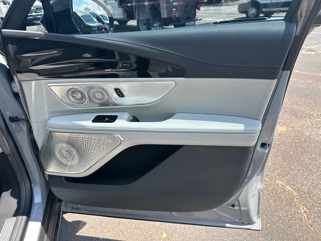 New 2026 Lincoln Nautilus Reserve AWD/4WD image 14
