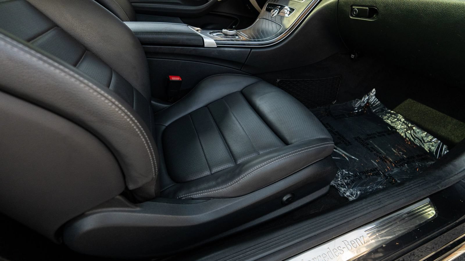 Used 2019 Mercedes-Benz C 300 4MATIC Coupe w/ AMG Line image 10