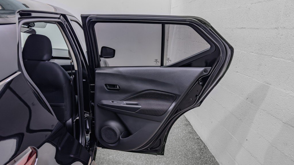 Used 2024 Nissan Kicks S image 16