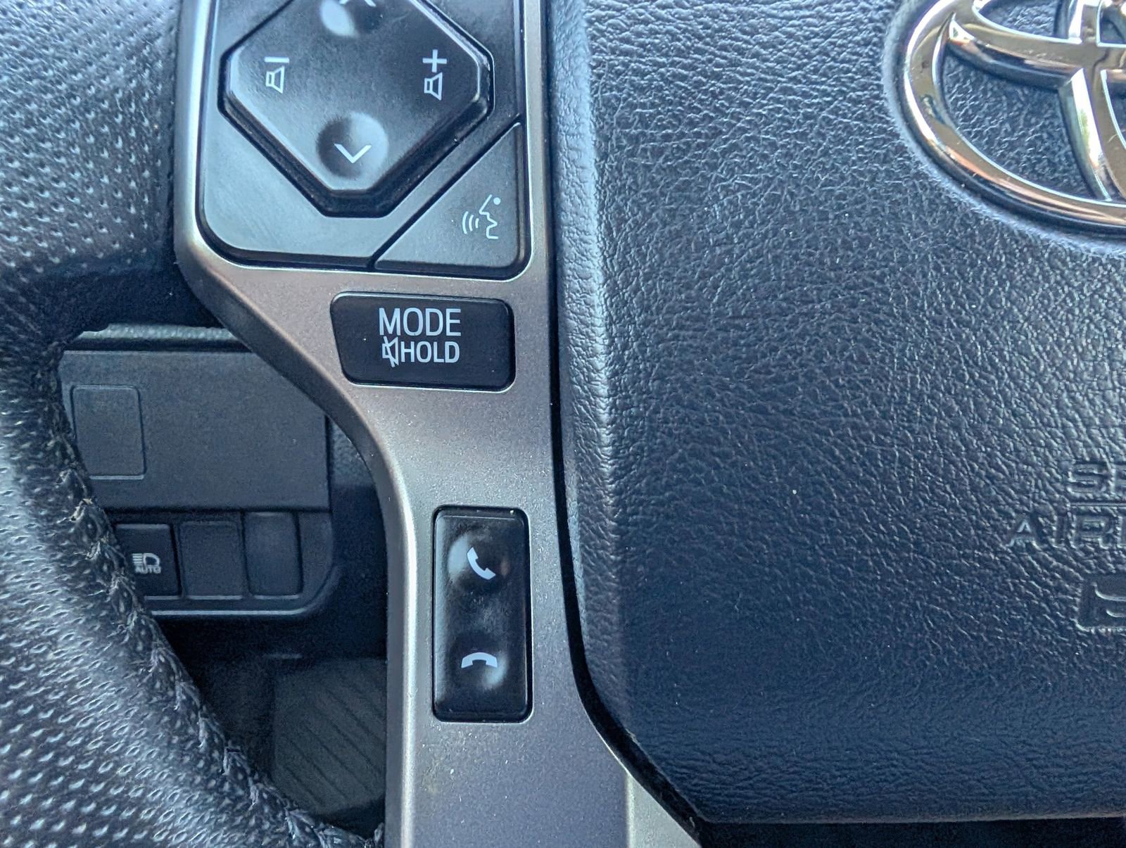 Used 2023 Toyota Tacoma SR5 RWD image 21