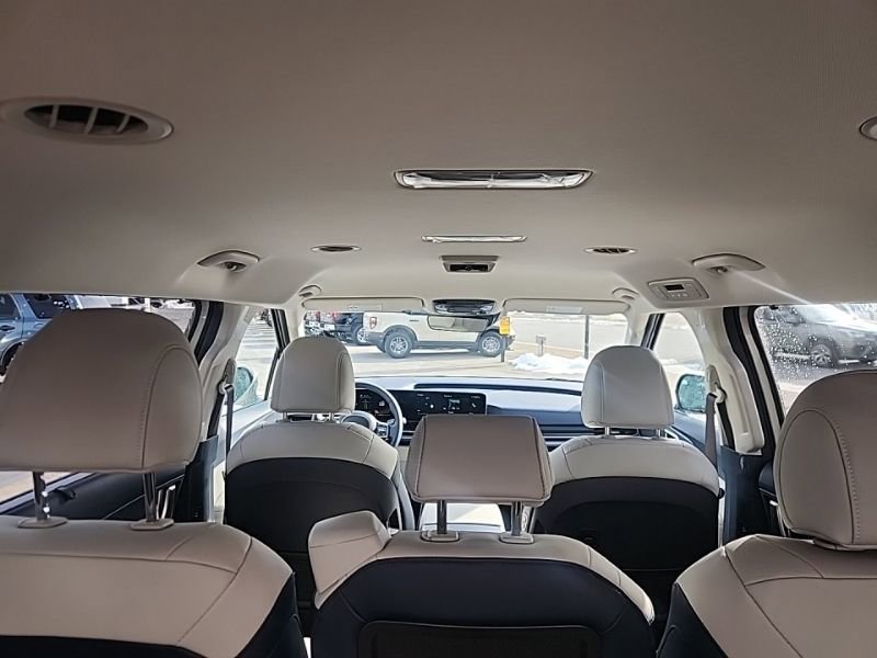New 2026 Kia Carnival EX image 11