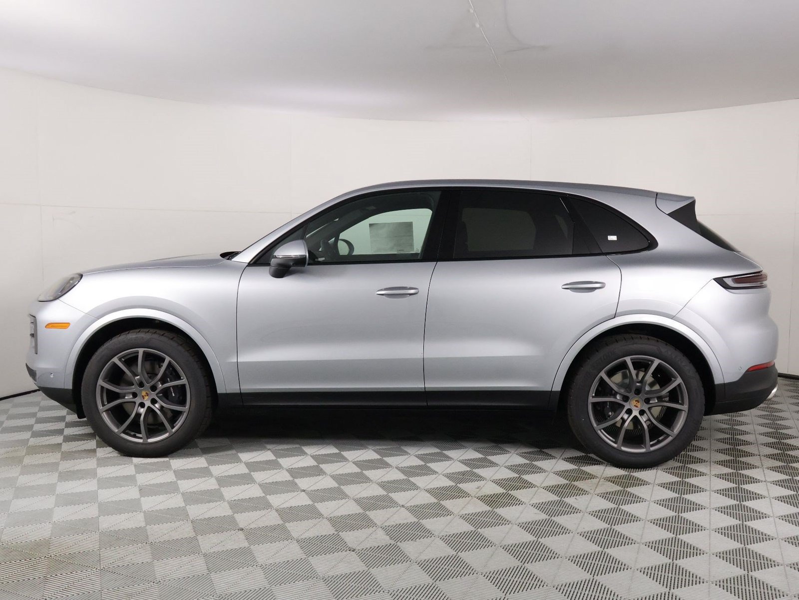New 2026 Porsche Cayenne AWD/4WD image 2