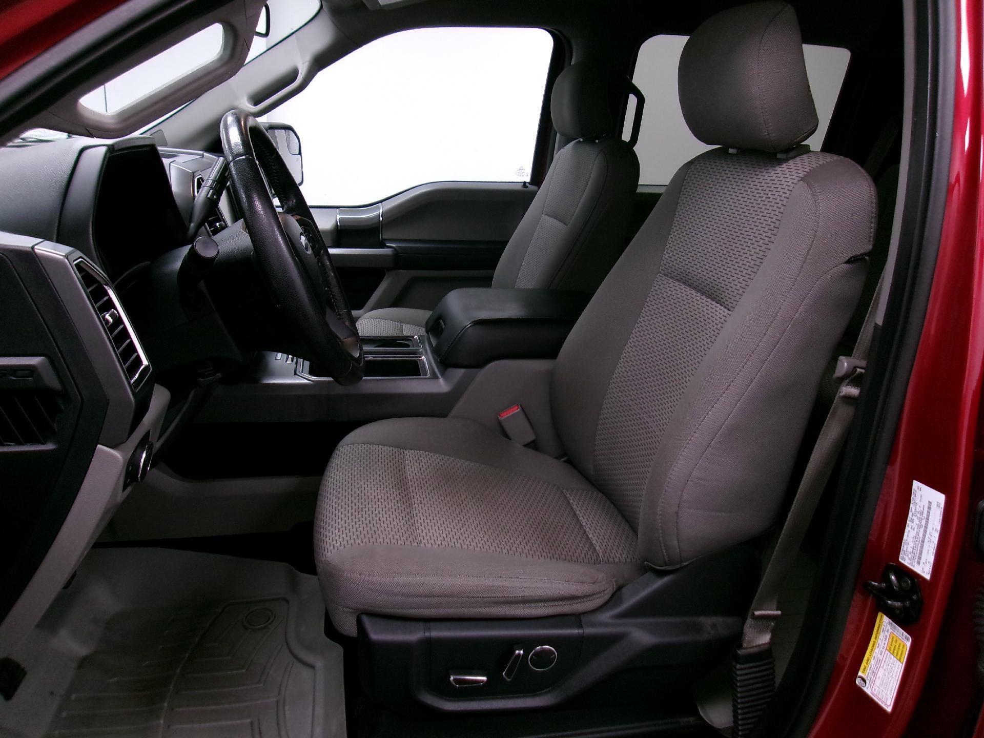 Used 2015 Ford F150 XLT w/ Equipment Group 302A Luxury image 8