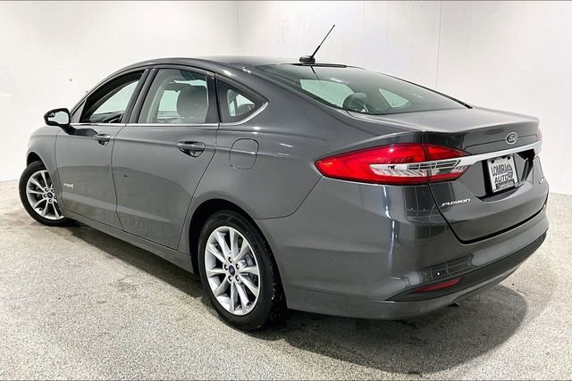 Used 2017 Ford Fusion S image 4