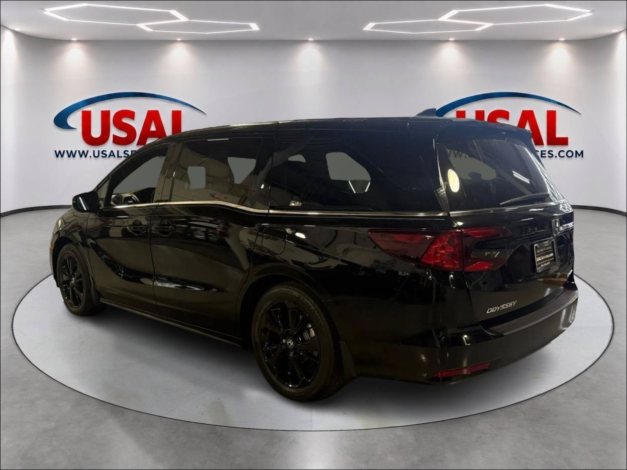 Used 2023 Honda Odyssey Sport image 7