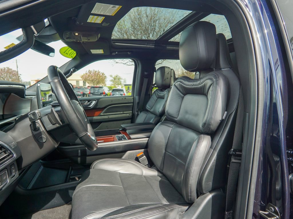 Used 2021 Lincoln Navigator L Reserve w/ Luxury Package image 24