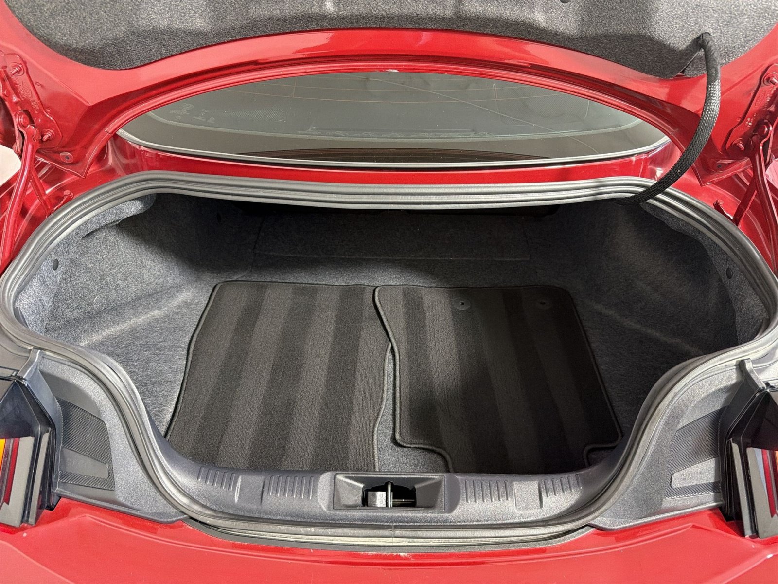Used 2024 Ford Mustang GT RWD image 24