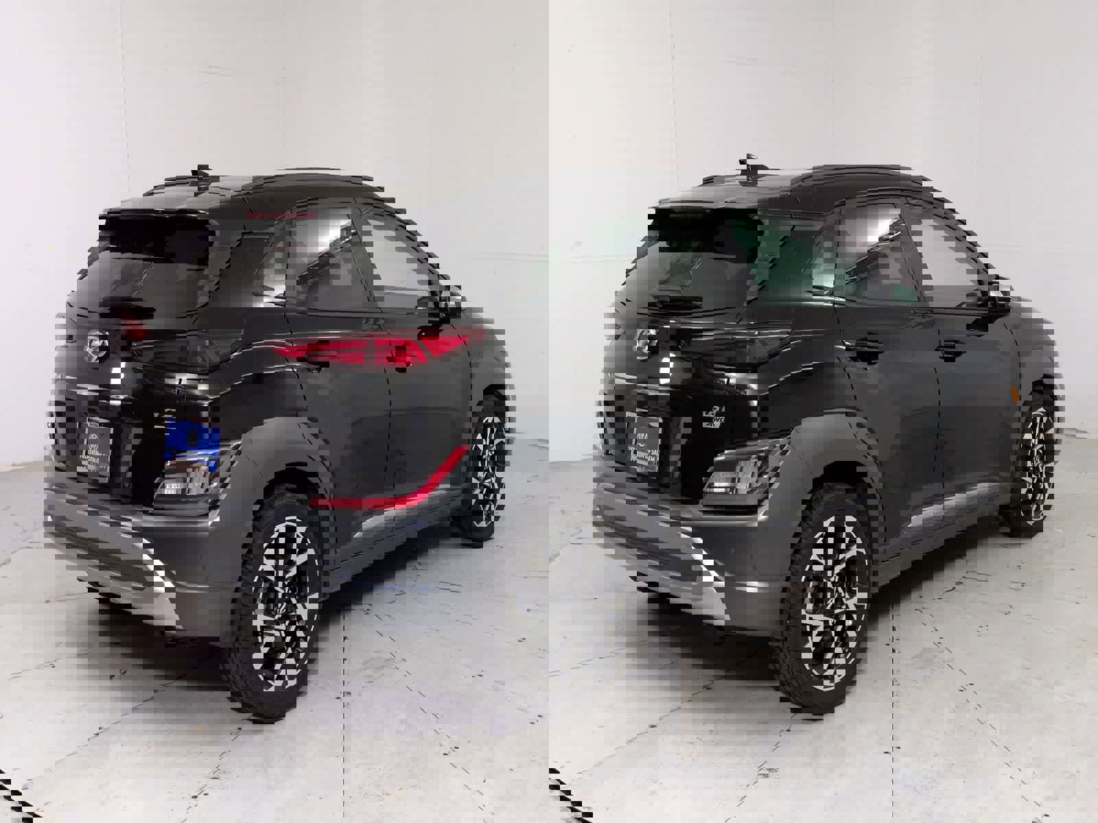 Used 2022 Hyundai Kona Limited w/ Cargo Package image 6