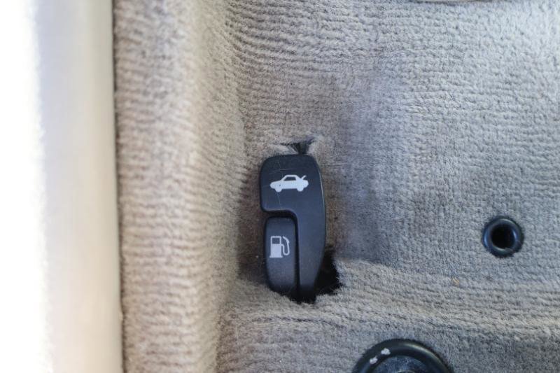 Used 2005 Toyota Camry LE image 18