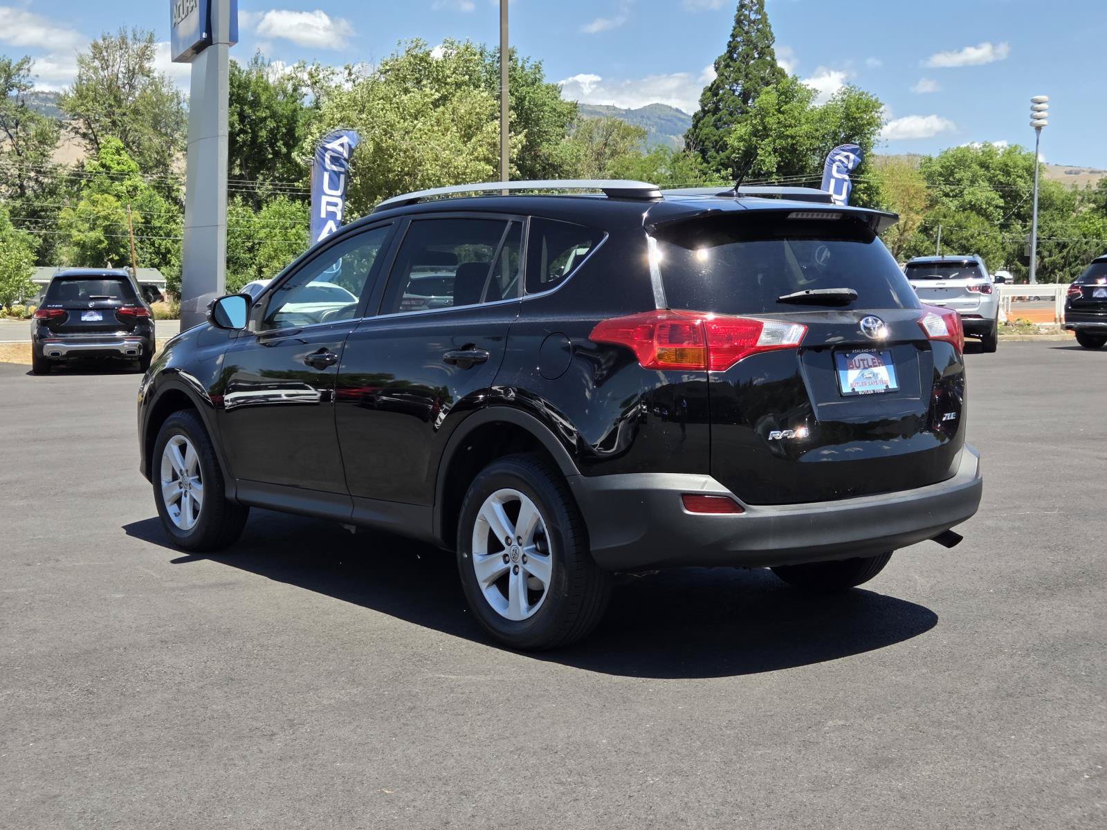 Used 2014 Toyota RAV4 XLE FWD image 7