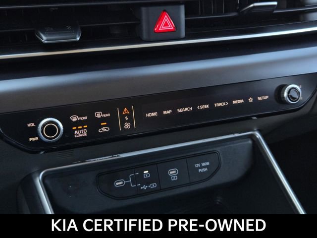 Certified 2025 Kia Carnival image 23