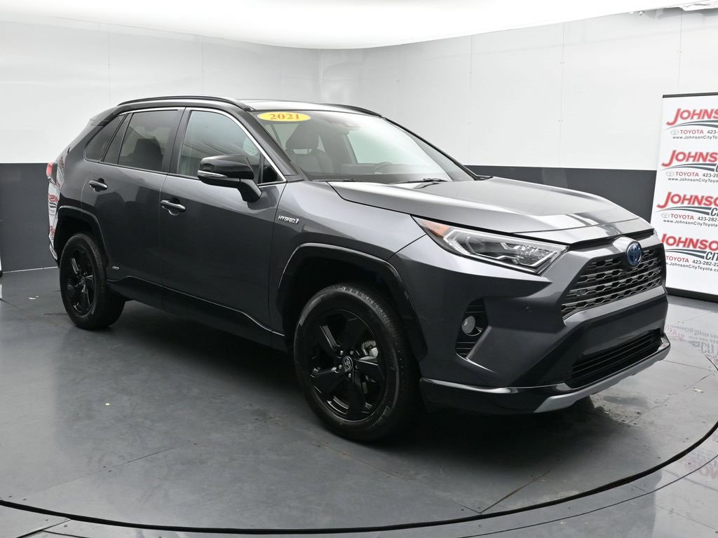 Used 2021 Toyota RAV4 XSE image 2