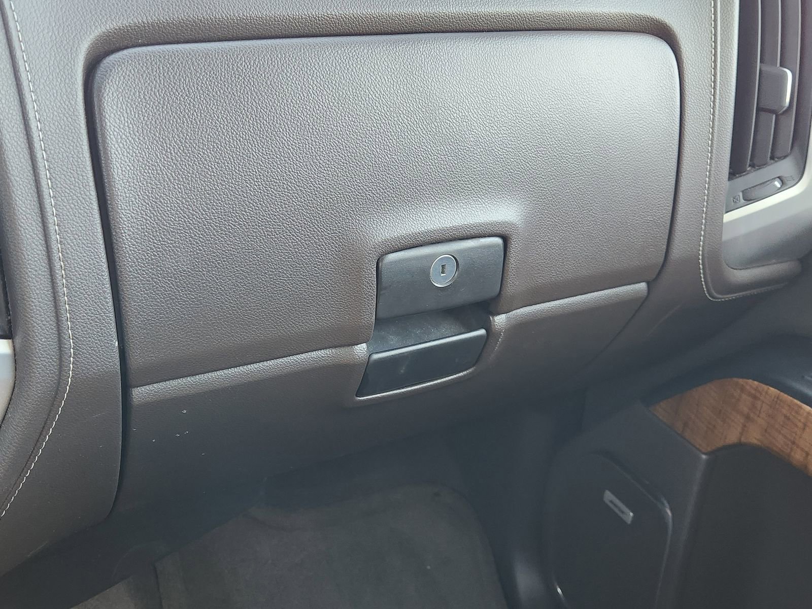 Used 2017 GMC Sierra 1500 SLT w/ SLT Premium Package image 23