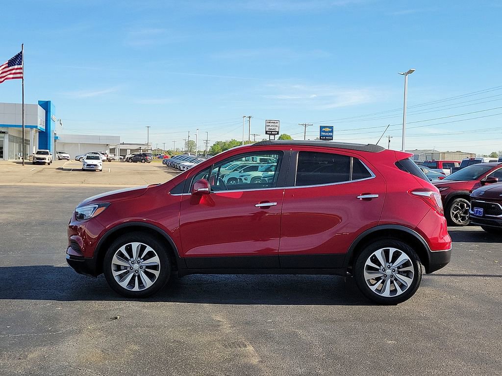 Used 2019 Buick Encore Preferred image 3