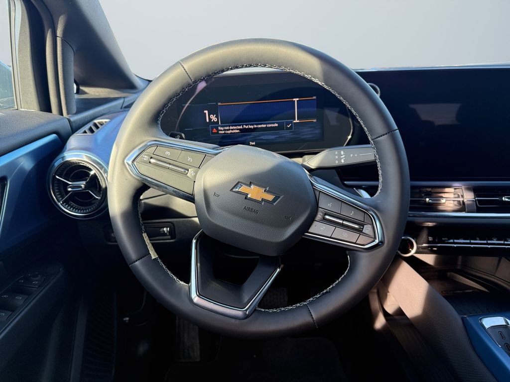 New 2026 Chevrolet Equinox EV LT image 12