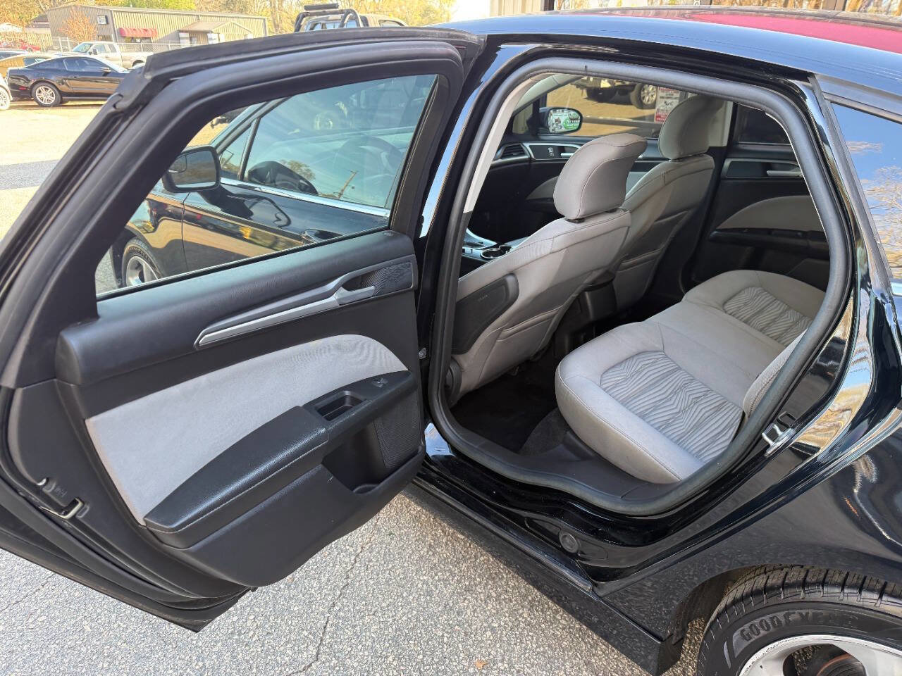 Used 2016 Ford Fusion S w/ Equipment Group 101A FWD image 12