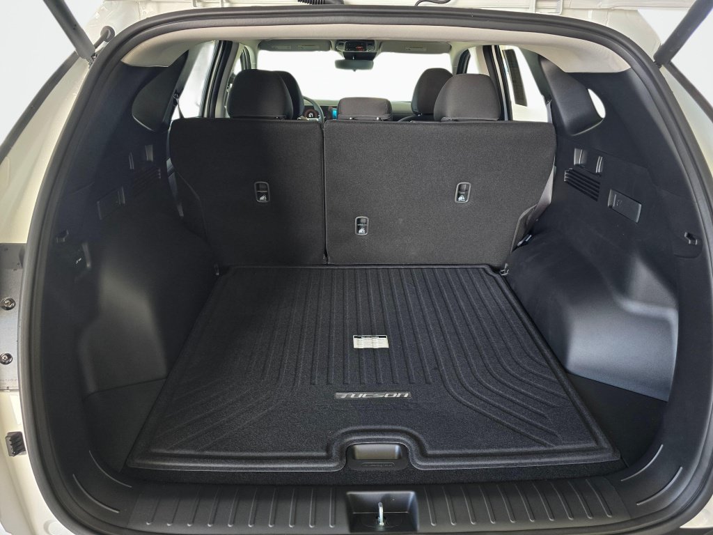 New 2026 Hyundai Tucson SEL Plus AWD/4WD image 17