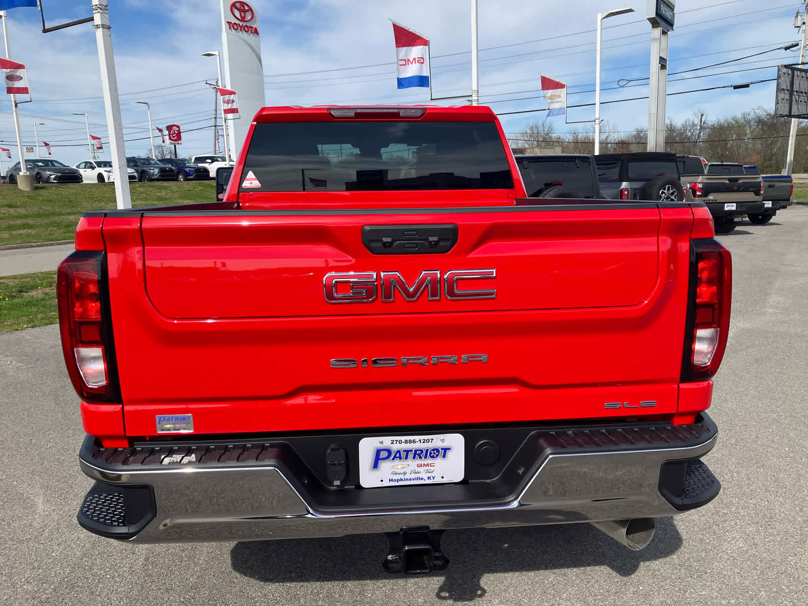 New 2026 GMC Sierra 2500 SLE image 6