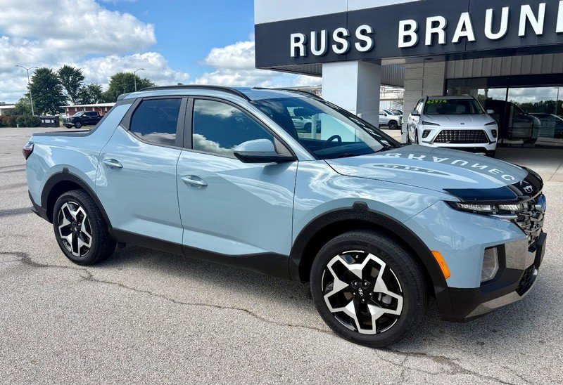 Used 2022 Hyundai Santa Cruz Limited AWD/4WD image 2