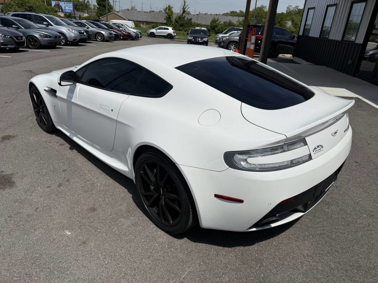 Used 2014 Aston Martin V8 Vantage Coupe RWD image 11