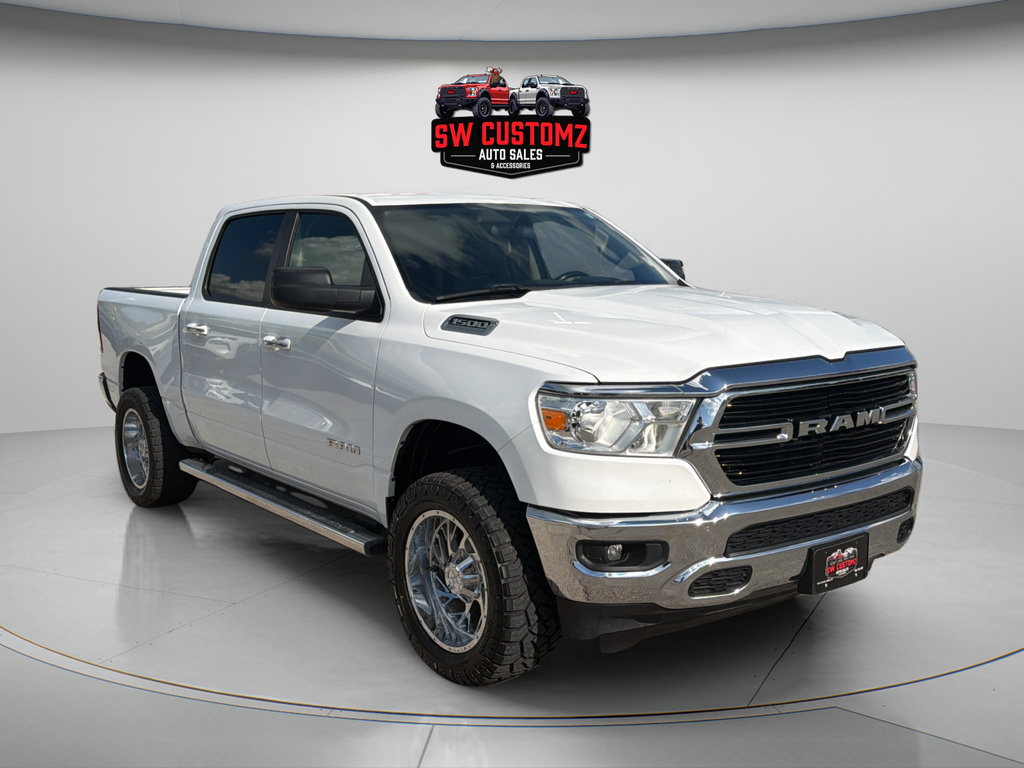 Used 2020 RAM 1500 Big Horn AWD/4WD image 1