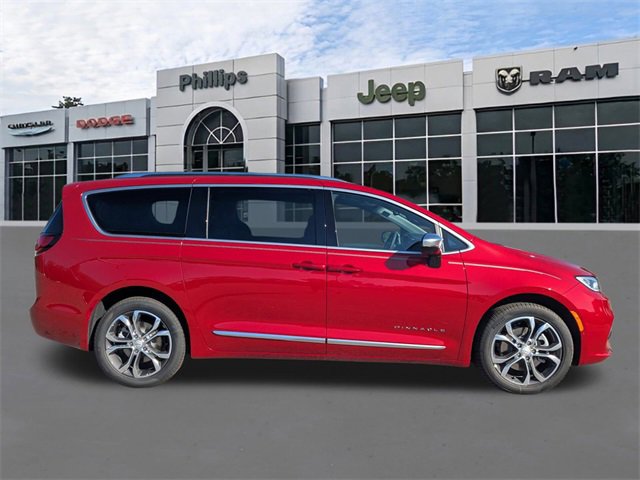 New 2026 Chrysler Pacifica Pinnacle image 2