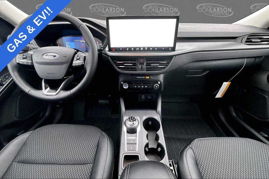 New 2026 Ford Escape SE w/ Class II Trailer Tow Package image 9