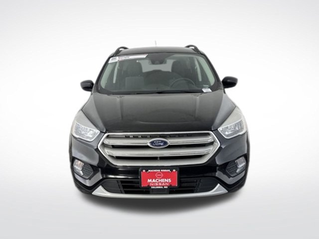 Used 2018 Ford Escape SE w/ Ford Safe & Smart Package FWD image 4