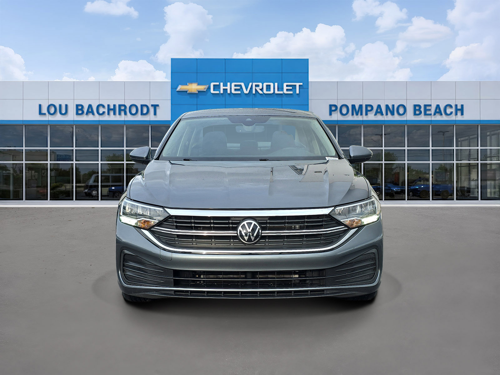 Used 2024 Volkswagen Jetta SE FWD image 2