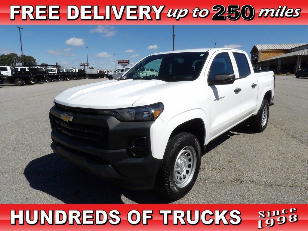 Used 2023 Chevrolet Colorado W/T RWD image 1