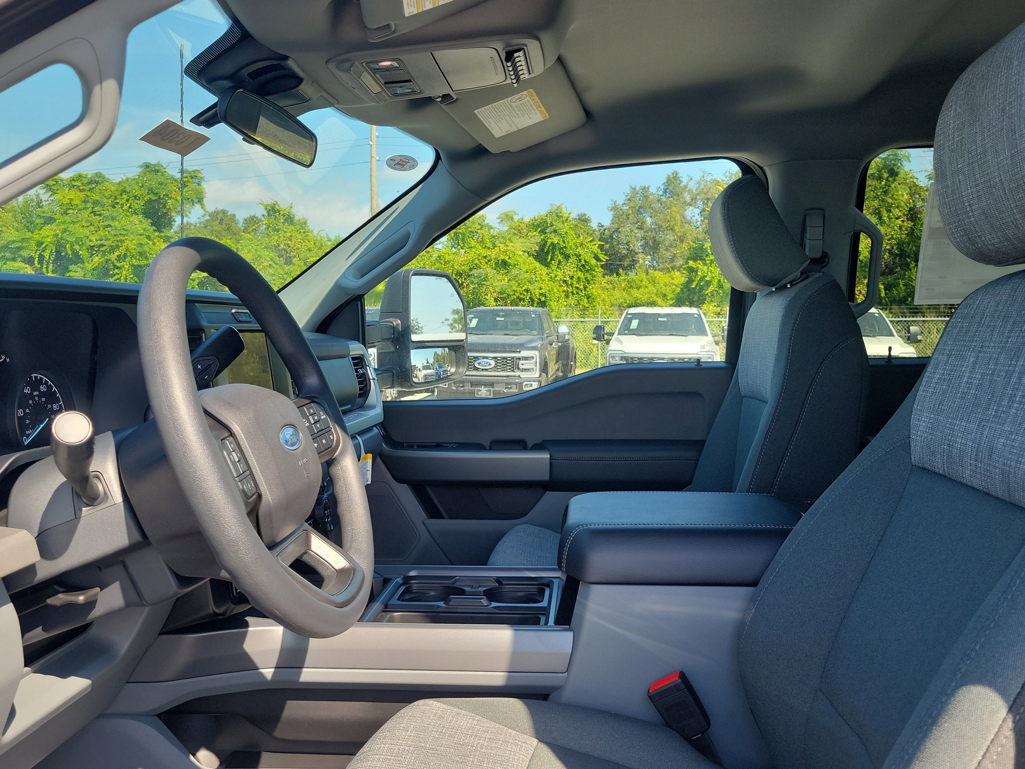 New 2026 Ford F350 XLT w/ FX4 Off-Road Package image 18