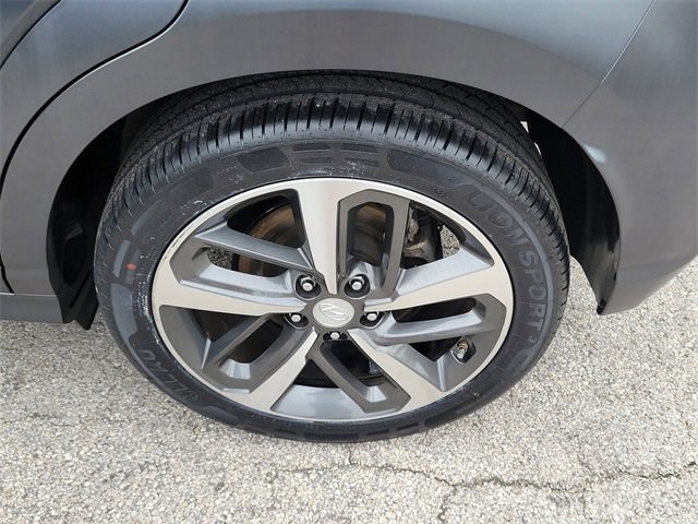 Used 2018 Hyundai Kona Limited image 7