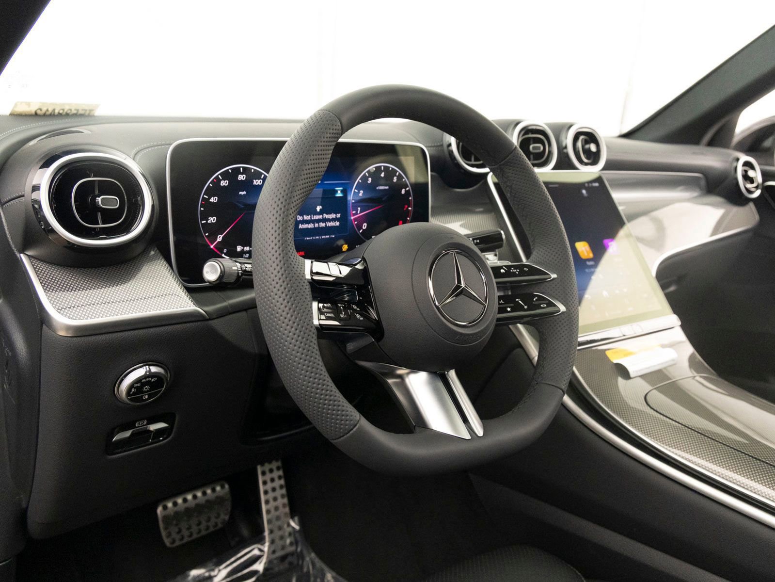 New 2026 Mercedes-Benz GLC 300 image 15