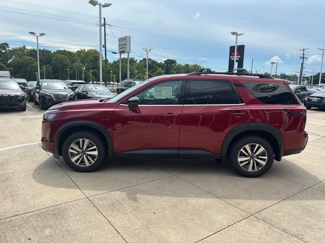 New 2026 Nissan Pathfinder SL FWD image 4