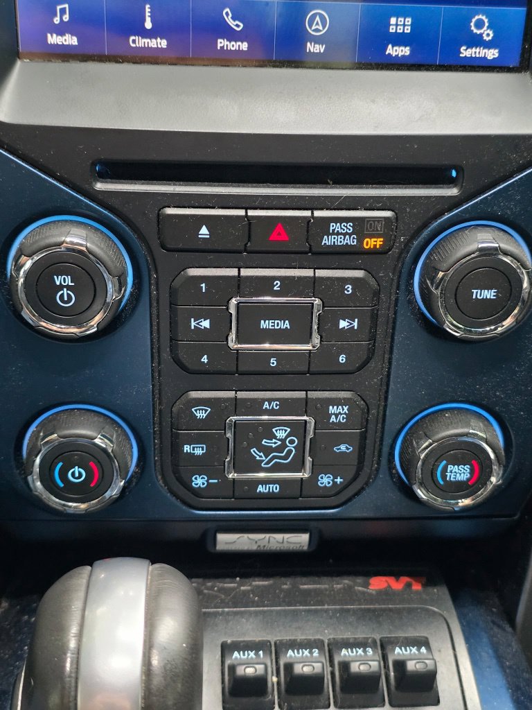 Used 2014 Ford F150 Raptor w/ Equipment Group 801A Luxury AWD/4WD image 32