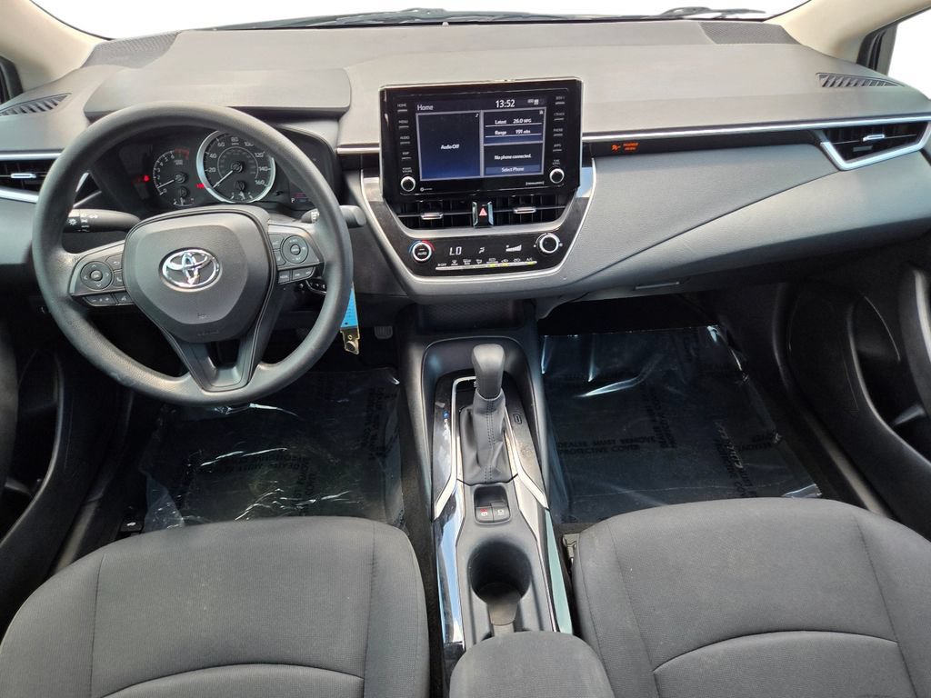 Used 2022 Toyota Corolla LE FWD image 19
