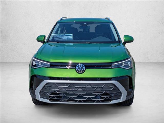 New 2026 Volkswagen Taos SE AWD/4WD image 2