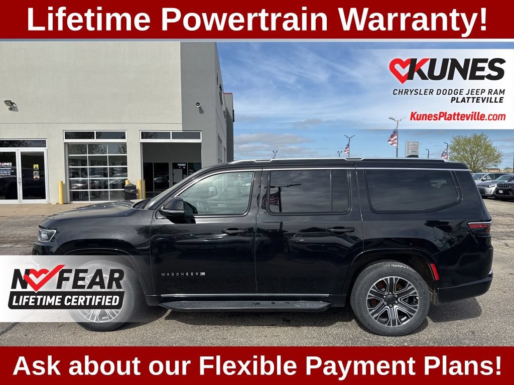 Used 2023 Jeep Wagoneer Series II AWD/4WD image 9